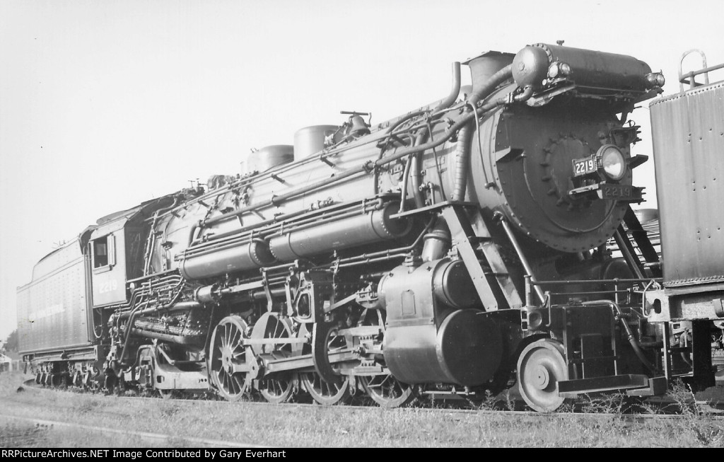 NYC 2-8-2 #2219 - New York Central